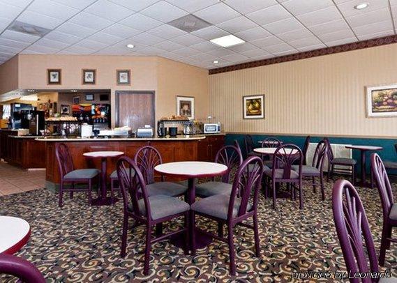 Quality Inn Columbus, Ms Restoran gambar